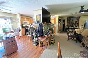 121 Hidden Meadow Dr, Candler, NC 28715 - Photo 9