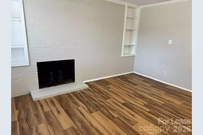 30 20th Avenue NW, Hickory, NC 28601 - Photo 3