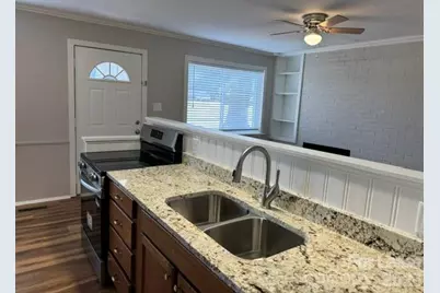 30 20th Avenue NW, Hickory, NC 28601 - Photo 5