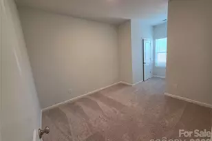 6550 Harlech St, Charlotte, NC 28269 - Photo 9
