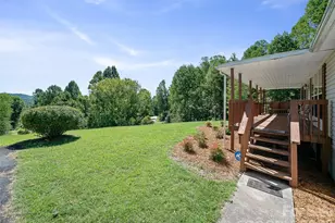 456 Tempie Mountain Rd, Spruce Pine, NC 28777 - Photo 25