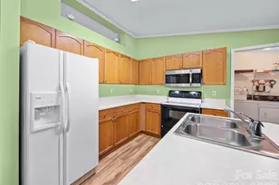 456 Tempie Mountain Rd, Spruce Pine, NC 28777 - Photo 11