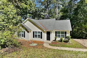 128 Julia St, Mount Holly, NC 28120 - Photo 1