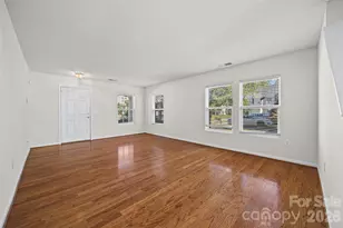 13750 Rutherglen Ct, Charlotte, NC 28213 - Photo 5