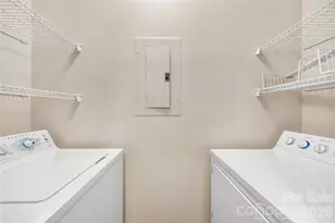 915 Northeast Dr, Davidson, NC 28036 - Photo 23