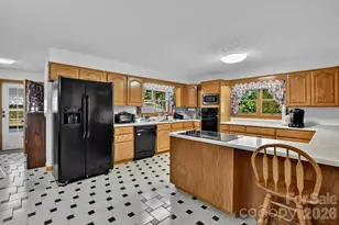 1145 Coleman Mountain Rd, Waynesville, NC 28785 - Photo 11