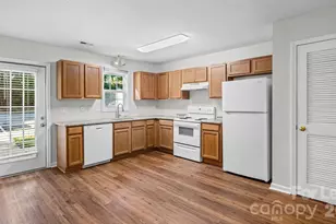 140 Locomotive Ln, Mooresville, NC 28115 - Photo 17