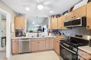 1406 Deermouse Way, Hendersonville, NC 28792 - Photo 7