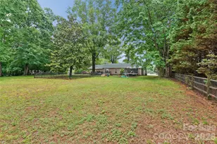 170 Scotts Creek Rd, Statesville, NC 28625 - Photo 11