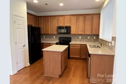 9956 Kings Parade Boulevard, Charlotte, NC 28273 - Photo 11