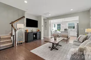 5624 Garrow Glen Rd, Charlotte, NC 28278 - Photo 3