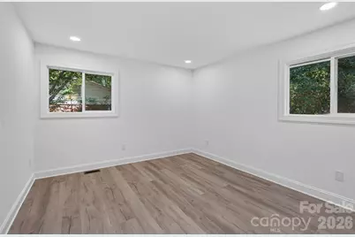 1561 Westdale Drive, Charlotte, NC 28208 - Photo 19