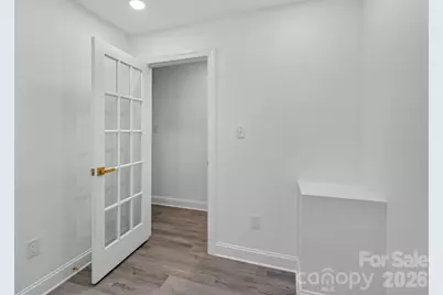1561 Westdale Drive, Charlotte, NC 28208 - Photo 17