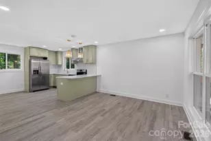 1561 Westdale Dr, Charlotte, NC 28208 - Photo 13