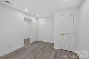 1561 Westdale Dr, Charlotte, NC 28208 - Photo 25