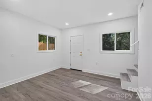 1561 Westdale Dr, Charlotte, NC 28208 - Photo 23
