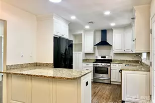 2200 Fair Forest Dr, Matthews, NC 28105 - Photo 3
