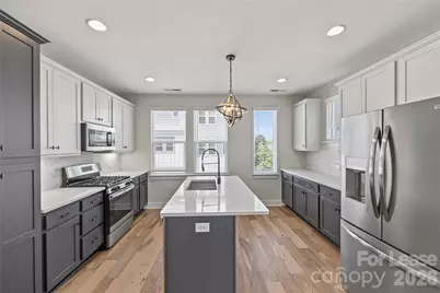 1245 Lomax Avenue, Charlotte, NC 28211 - Photo 3