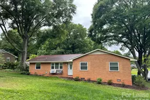 113 Forest Dr, Belmont, NC 28012 - Photo 1