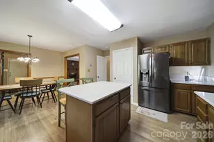 6134 Hickory Forest Dr, Charlotte, NC 28277 - Photo 11