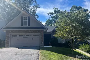 220 Waterside Dr, Hendersonville, NC 28791 - Photo 1