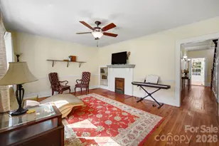 821 S Chester St, Gastonia, NC 28052 - Photo 3