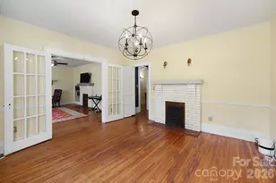 821 S Chester St, Gastonia, NC 28052 - Photo 7
