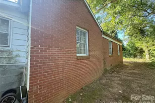 8915 Idlewild Rd, Charlotte, NC 28227 - Photo 3