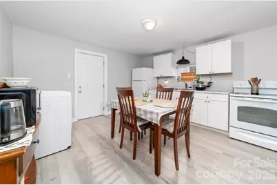 603 E 8th Avenue, Gastonia, NC 28054 - Photo 9