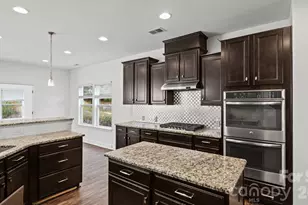 7235 Barefoot Forest Dr, Charlotte, NC 28269 - Photo 11