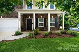 7235 Barefoot Forest Dr, Charlotte, NC 28269 - Photo 3