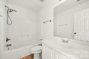 4415 Biesterfield Dr, Charlotte, NC 28216 - Photo 15
