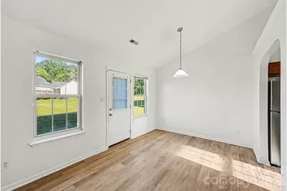 4415 Biesterfield Drive, Charlotte, NC 28216 - Photo 7