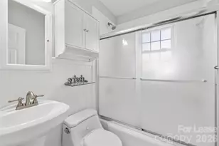 2932 Hanson Dr, Charlotte, NC 28207 - Photo 15