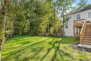 2932 Hanson Dr, Charlotte, NC 28207 - Photo 21