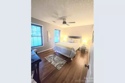 475 N Spring Avenue, Newton, NC 28658 - Photo 11