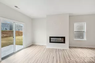 68 Laurel Pointe Dr, Waynesville, NC 28785 - Photo 5