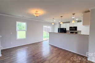 6130 Loy Ct, Charlotte, NC 28214 - Photo 3