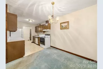 111 Shepard Square #605, Brevard, NC 28712 - Photo 7