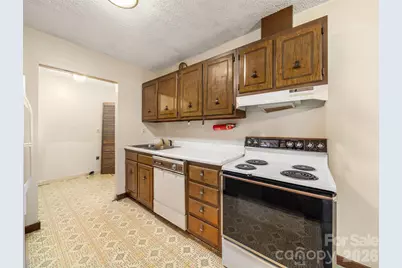 111 Shepard Square #605, Brevard, NC 28712 - Photo 9