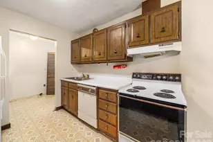 111 Shepard Square, Brevard, NC 28712 - Photo 9