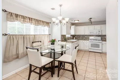 7707 Nicolette Court, Charlotte, NC 28215 - Photo 9