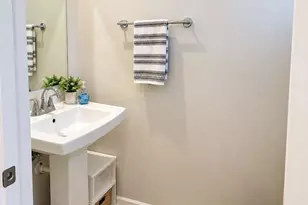 1516 39th Ave Loop NE, Hickory, NC 28601 - Photo 7