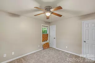 3021 Seymour Dr, Charlotte, NC 28208 - Photo 15