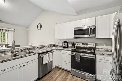 633 Ashford Street, Chester, SC 29706 - Photo 7
