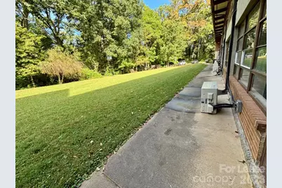 404 Governors View Road #L02-L06, Asheville, NC 28805 - Photo 15