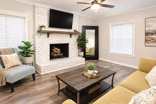 7332 Cedarbrook Dr, Charlotte, NC 28215 - Photo 5