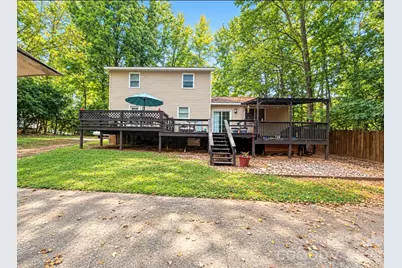 7332 Cedarbrook Drive, Charlotte, NC 28215 - Photo 17