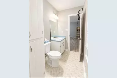 7332 Cedarbrook Drive, Charlotte, NC 28215 - Photo 11