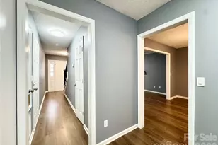1634 Pamela Lorraine Dr, Charlotte, NC 28213 - Photo 13